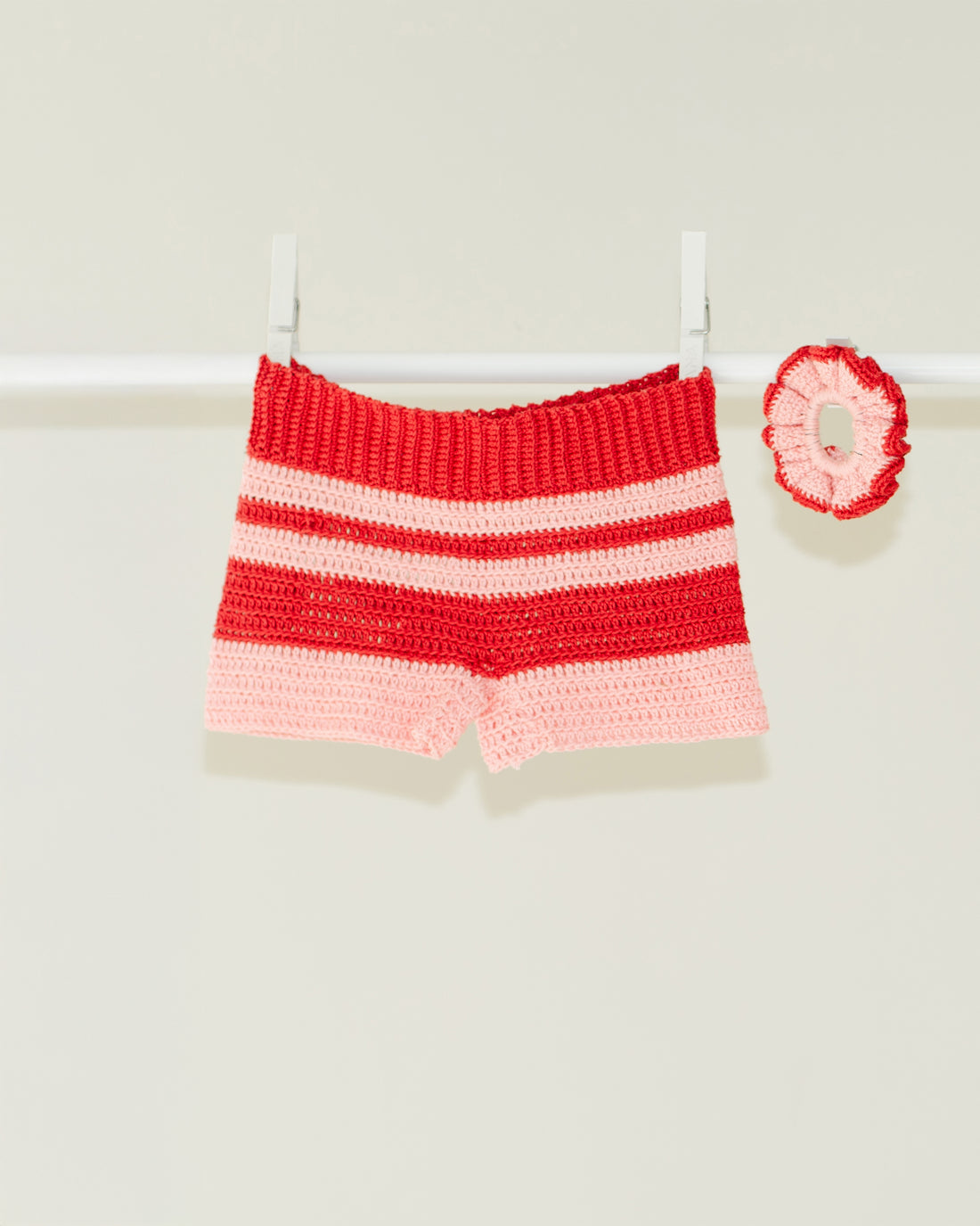 THE STRIPED SHORTS  KIT + the little scruchie
